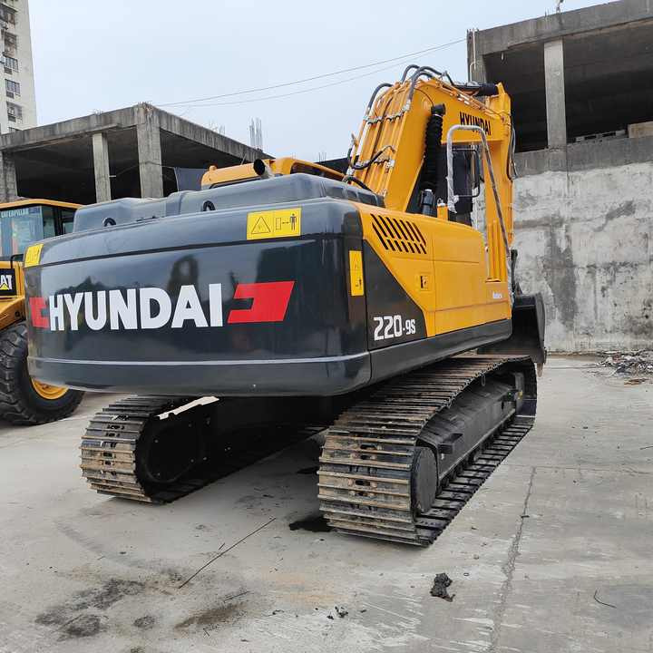 South Korea Low Price Hyundai 220lc-9s Excavator Hyundai 22ton Excavator Hot Sale - Rupsgraafmachine: afbeelding 3 South Korea Low Price Hyundai 220lc-9s Excavator Hyundai 22ton Excavator Hot Sale - Rupsgraafmachine: afbeelding 3