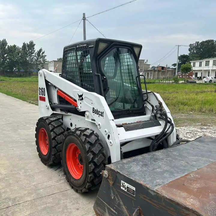 Used Bob Cat Bob Cat S160 Used Mini Skid Steer Wheel Loader Multifunctional Track Loaders Bobcat S160 2.7 Ton - Wiellader: afbeelding 1 Used Bob Cat Bob Cat S160 Used Mini Skid Steer Wheel Loader Multifunctional Track Loaders Bobcat S160 2.7 Ton - Wiellader: afbeelding 1