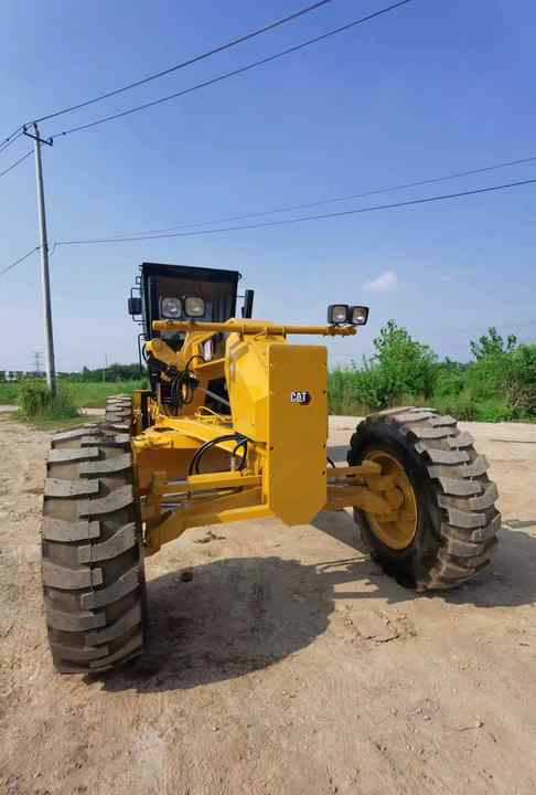 Used Caterpillar CAT 140k Land Road Motor Grader CAT140k Used Grader Cheap Price for Sale - Grader: afbeelding 2 Used Caterpillar CAT 140k Land Road Motor Grader CAT140k Used Grader Cheap Price for Sale - Grader: afbeelding 2
