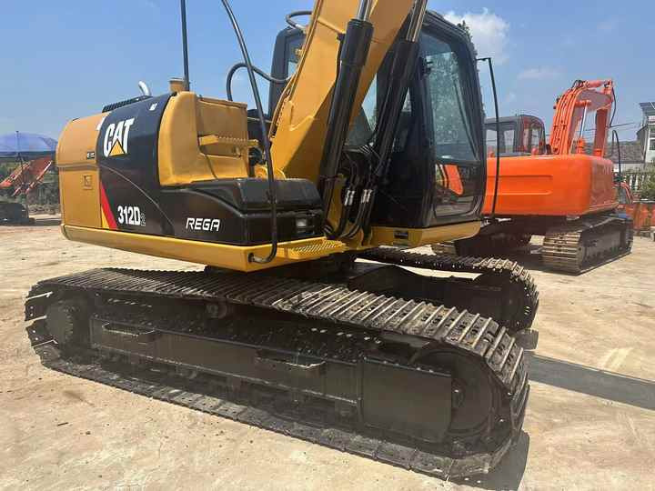 Used Caterpillar Cat312D2 Excavator Original Japan Heavy Machinery Caterpillar 312D2 Excavator for Sale - Rupsgraafmachine: afbeelding 3 Used Caterpillar Cat312D2 Excavator Original Japan Heavy Machinery Caterpillar 312D2 Excavator for Sale - Rupsgraafmachine: afbeelding 3