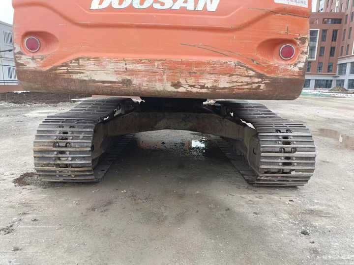 Used Digger Doosan DX225LC-9T Construction Machinery Construction Digger Used Doosan DX225LC-9T Cheap Excavator - Rupsgraafmachine: afbeelding 5 Used Digger Doosan DX225LC-9T Construction Machinery Construction Digger Used Doosan DX225LC-9T Cheap Excavator - Rupsgraafmachine: afbeelding 5