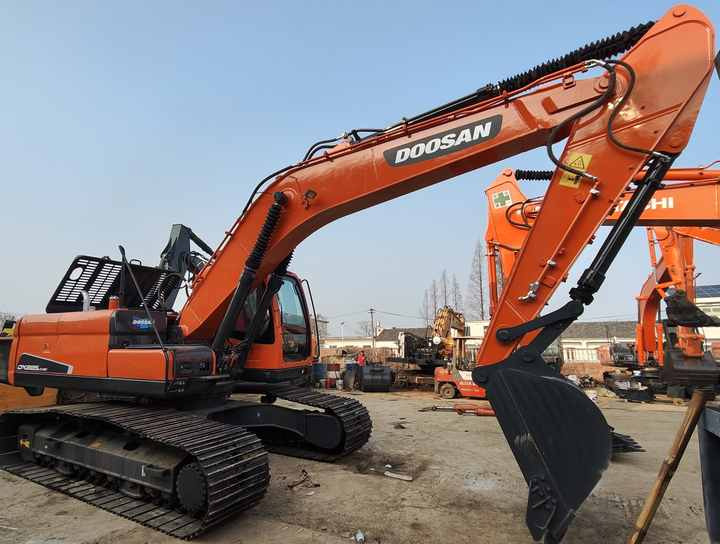 Used Excavator Doosan DX225LC-9 Excavators Mini Equipment Earth Moving Machinery Doosan Digger Excavator for Sale - Rupsgraafmachine: afbeelding 4 Used Excavator Doosan DX225LC-9 Excavators Mini Equipment Earth Moving Machinery Doosan Digger Excavator for Sale - Rupsgraafmachine: afbeelding 4