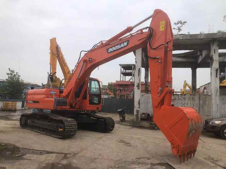Used Excavator Doosan DX225LC Excavators Mini Equipment Earth Moving Machinery Doosan Digger Excavator for Sale - Rupsgraafmachine: afbeelding 4 Used Excavator Doosan DX225LC Excavators Mini Equipment Earth Moving Machinery Doosan Digger Excavator for Sale - Rupsgraafmachine: afbeelding 4