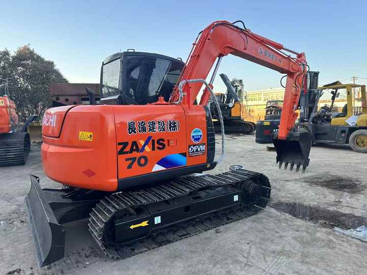 Used Excavator Good Quality Low Price Hitachi ZX70 Excavator in Good Condition for Sale - Rupsgraafmachine: afbeelding 3 Used Excavator Good Quality Low Price Hitachi ZX70 Excavator in Good Condition for Sale - Rupsgraafmachine: afbeelding 3