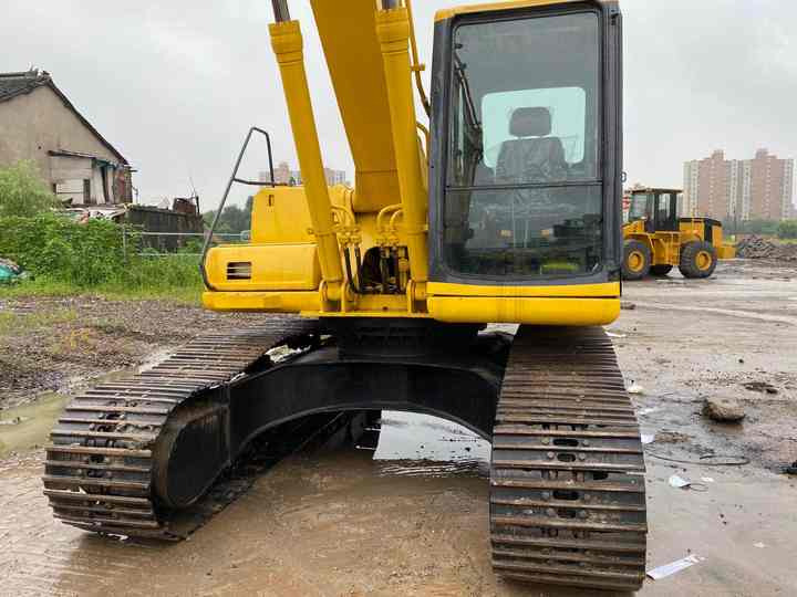 Used Good Quality Japan Original PC200-6 in Good Condition PC200-6 Komatsu - Rupsgraafmachine: afbeelding 2 Used Good Quality Japan Original PC200-6 in Good Condition PC200-6 Komatsu - Rupsgraafmachine: afbeelding 2