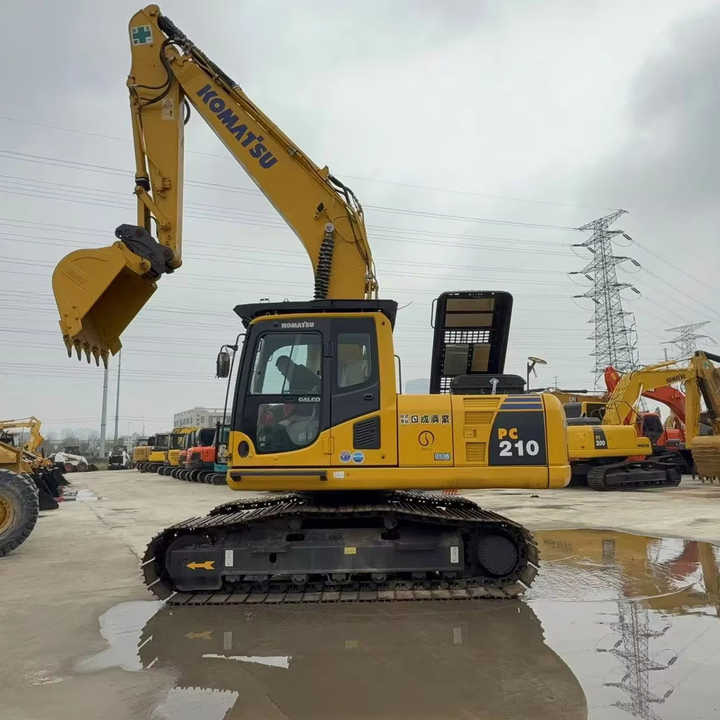 Used Good Quality Japan Original PC210-8 in Good Condition PC210-8 Komatsu - Rupsgraafmachine: afbeelding 1 Used Good Quality Japan Original PC210-8 in Good Condition PC210-8 Komatsu - Rupsgraafmachine: afbeelding 1