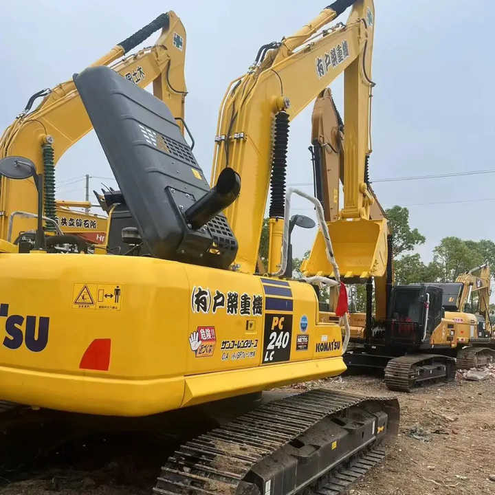 Used Good Quality Japan Original PC240-8 in Good Condition PC240-8 Komatsu - Rupsgraafmachine: afbeelding 1 Used Good Quality Japan Original PC240-8 in Good Condition PC240-8 Komatsu - Rupsgraafmachine: afbeelding 1