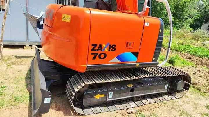 Used Hitachi Excavator ZX70 7ton Japan Import Second Hand Small Crawler ZX70 Excavator for Sale - Rupsgraafmachine: afbeelding 4 Used Hitachi Excavator ZX70 7ton Japan Import Second Hand Small Crawler ZX70 Excavator for Sale - Rupsgraafmachine: afbeelding 4