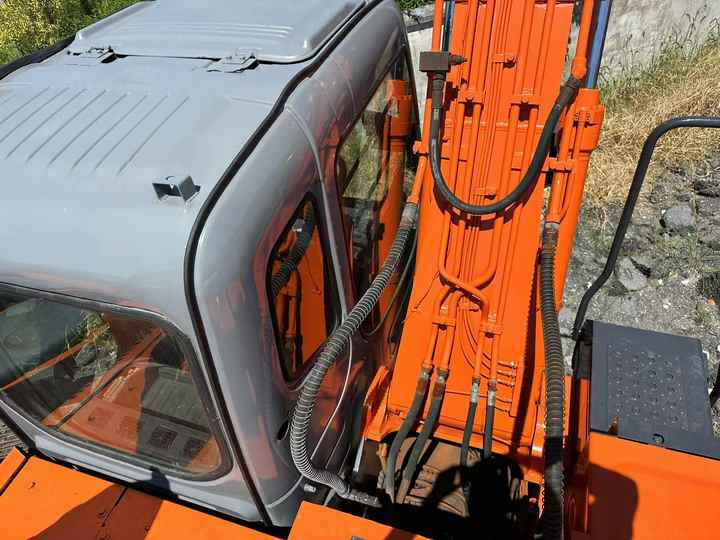 Used Wheel Excavator Hitachi ZX 130W Made in Japan 13tonHitachi Zx130w Wheel Excavator Price Used Hitachi Zx130 Excavator SALE - Graafmachine: afbeelding 5 Used Wheel Excavator Hitachi ZX 130W Made in Japan 13tonHitachi Zx130w Wheel Excavator Price Used Hitachi Zx130 Excavator SALE - Graafmachine: afbeelding 5