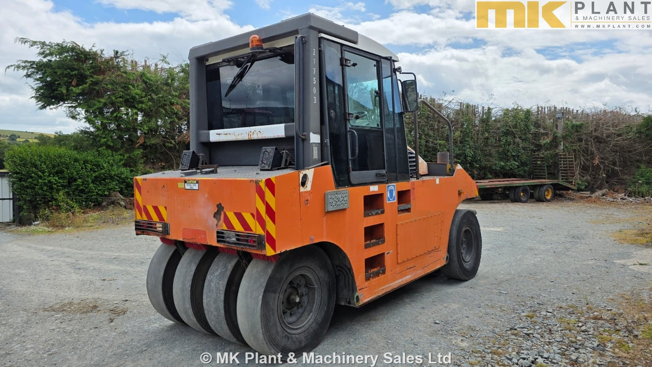 BOMAG BW24R (Stavostroj VP2400 / Ammann AP2400) - Bandenwals: afbeelding 3 BOMAG BW24R (Stavostroj VP2400 / Ammann AP2400) - Bandenwals: afbeelding 3