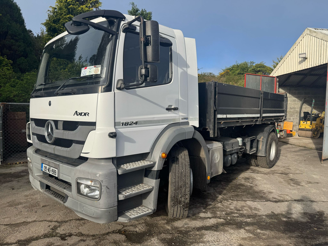 MERCEDES-BENZ Axor 1823 - Kipper vrachtwagen: afbeelding 1 MERCEDES-BENZ Axor 1823 - Kipper vrachtwagen: afbeelding 1
