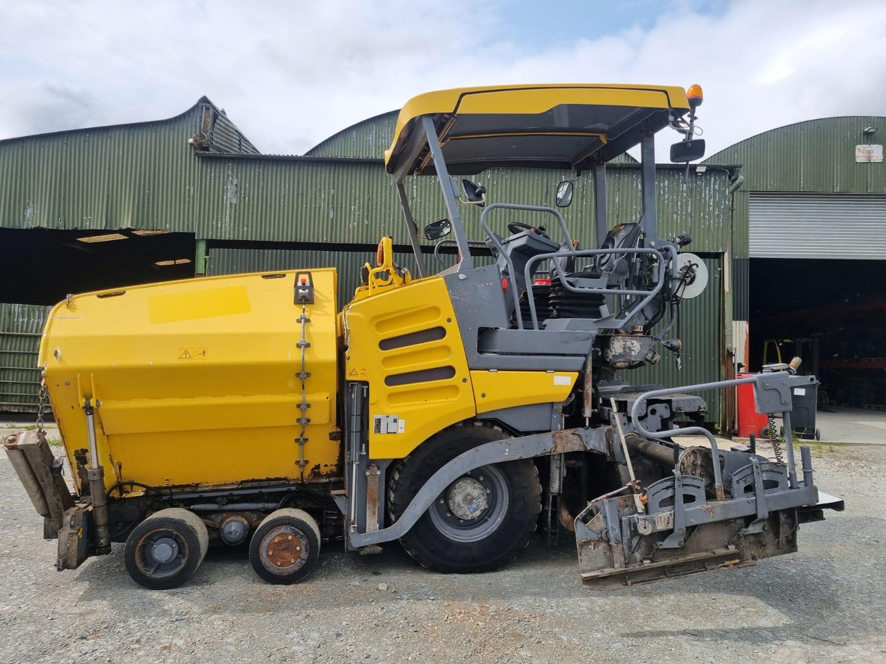Vogele S1303-3i - Asfaltafwerkmachine: afbeelding 1 Vogele S1303-3i - Asfaltafwerkmachine: afbeelding 1