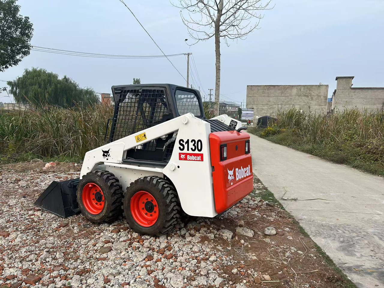 BOBCAT S130 - Schranklader: afbeelding 4 BOBCAT S130 - Schranklader: afbeelding 4