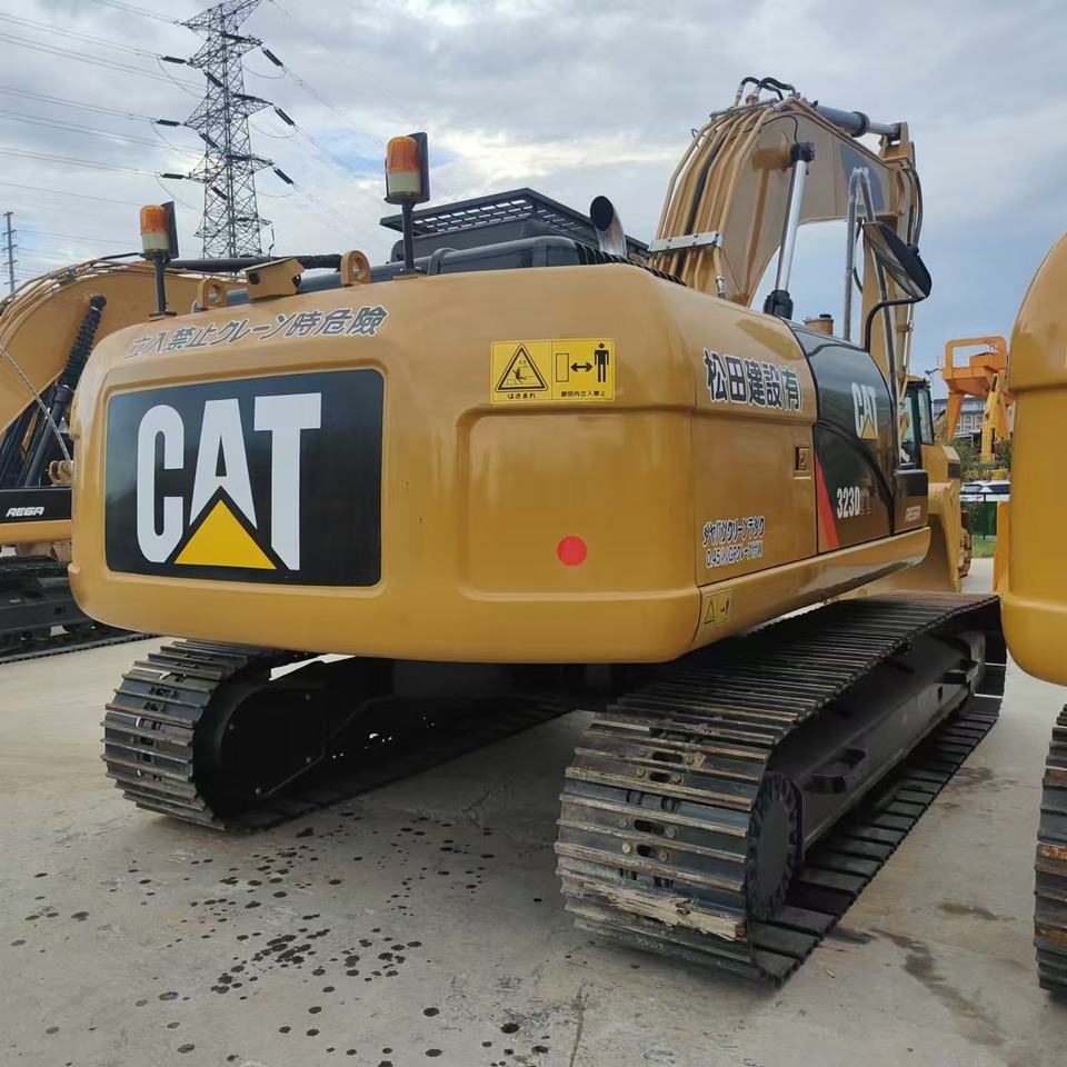CATERPILLAR 323D - Rupsgraafmachine: afbeelding 3 CATERPILLAR 323D - Rupsgraafmachine: afbeelding 3