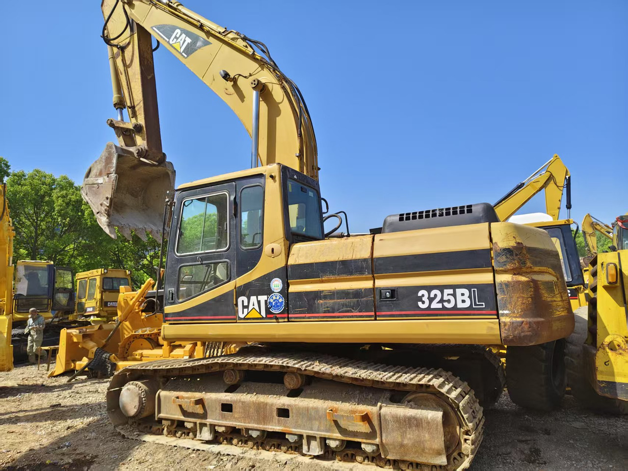 CATERPILLAR 325B - Rupsgraafmachine: afbeelding 4 CATERPILLAR 325B - Rupsgraafmachine: afbeelding 4