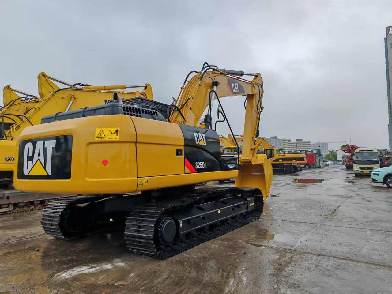 CATERPILLAR 325D - Rupsgraafmachine: afbeelding 4 CATERPILLAR 325D - Rupsgraafmachine: afbeelding 4