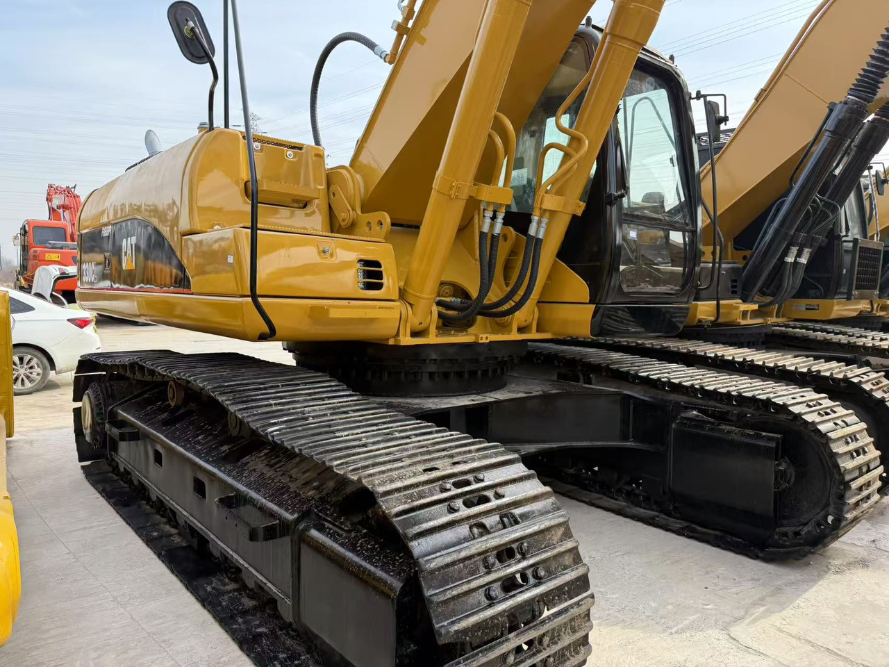 CATERPILLAR 330C - Rupsgraafmachine: afbeelding 2 CATERPILLAR 330C - Rupsgraafmachine: afbeelding 2