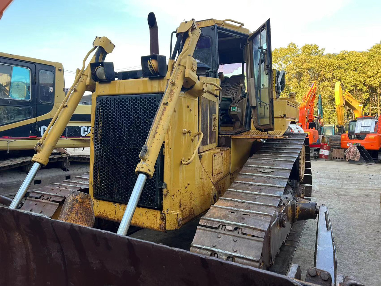 CATERPILLAR D6H - Bulldozer: afbeelding 4 CATERPILLAR D6H - Bulldozer: afbeelding 4