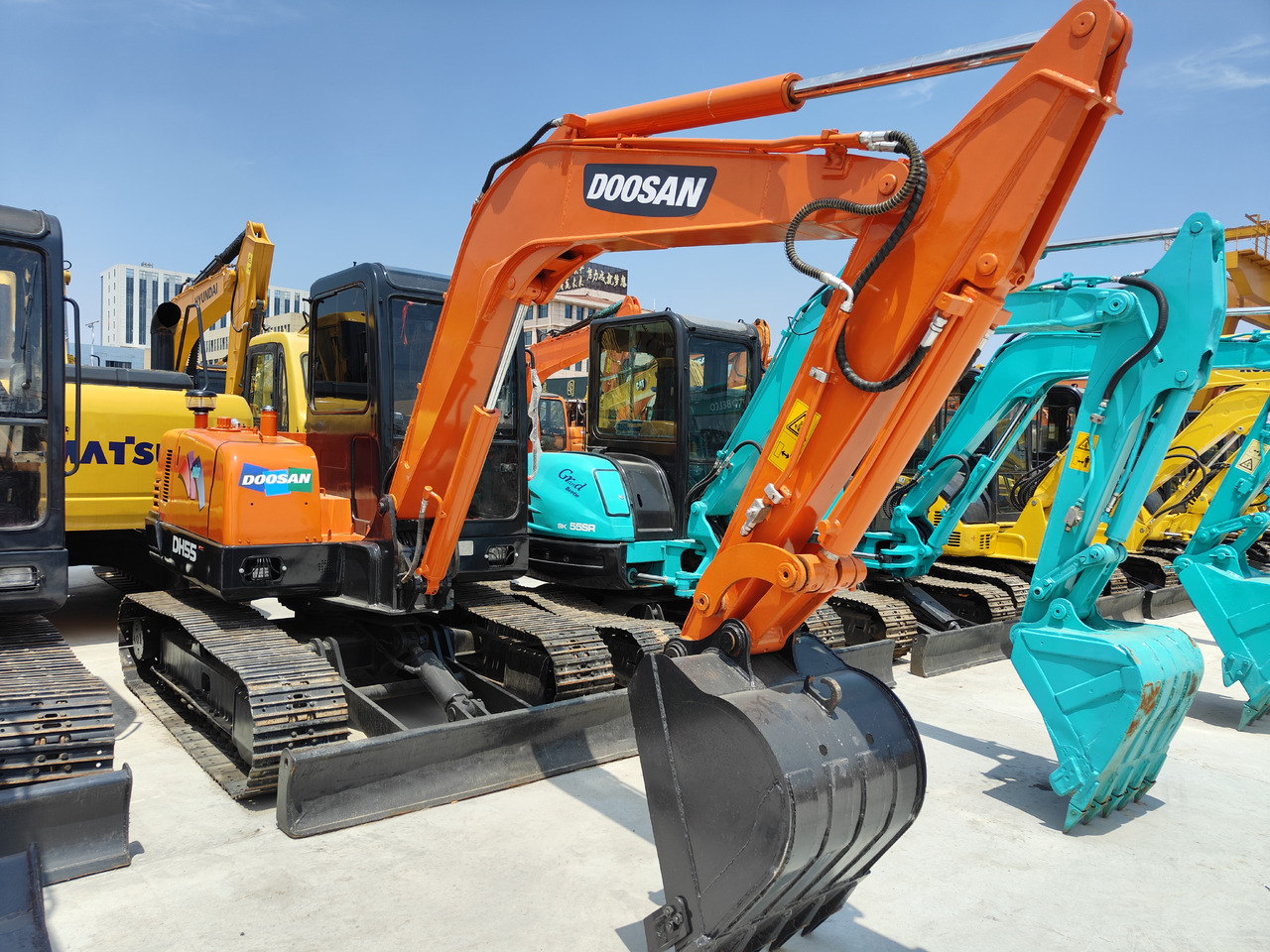 DOOSAN DH55 - Rupsgraafmachine: afbeelding 3 DOOSAN DH55 - Rupsgraafmachine: afbeelding 3