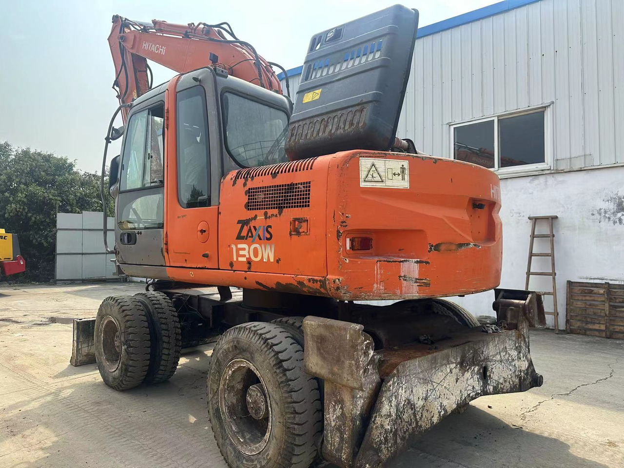 HITACHI ZX130 - Mobiele graafmachine: afbeelding 3 HITACHI ZX130 - Mobiele graafmachine: afbeelding 3