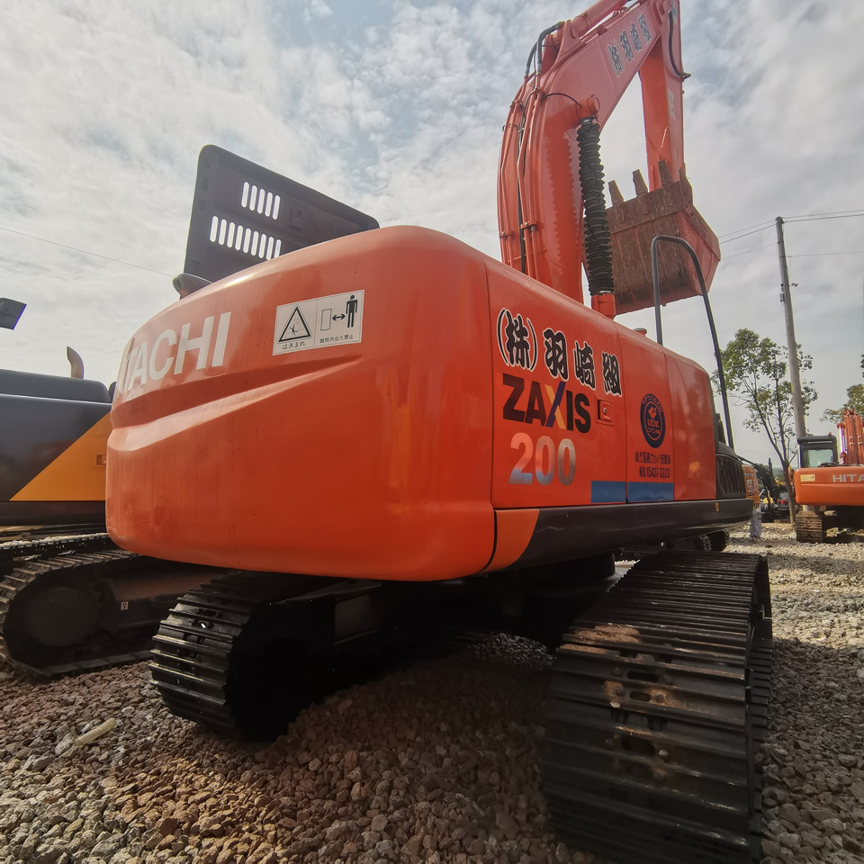 HITACHI ZX200-3 - Rupsgraafmachine: afbeelding 3 HITACHI ZX200-3 - Rupsgraafmachine: afbeelding 3