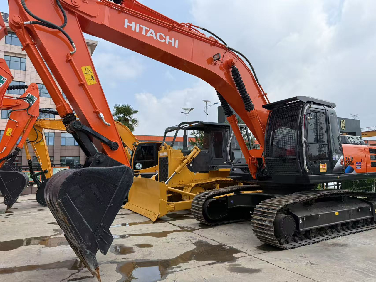 HITACHI ZX350-3G - Rupsgraafmachine: afbeelding 1 HITACHI ZX350-3G - Rupsgraafmachine: afbeelding 1