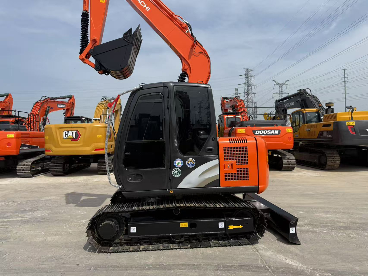 HITACHI ZX70 - Rupsgraafmachine: afbeelding 1 HITACHI ZX70 - Rupsgraafmachine: afbeelding 1