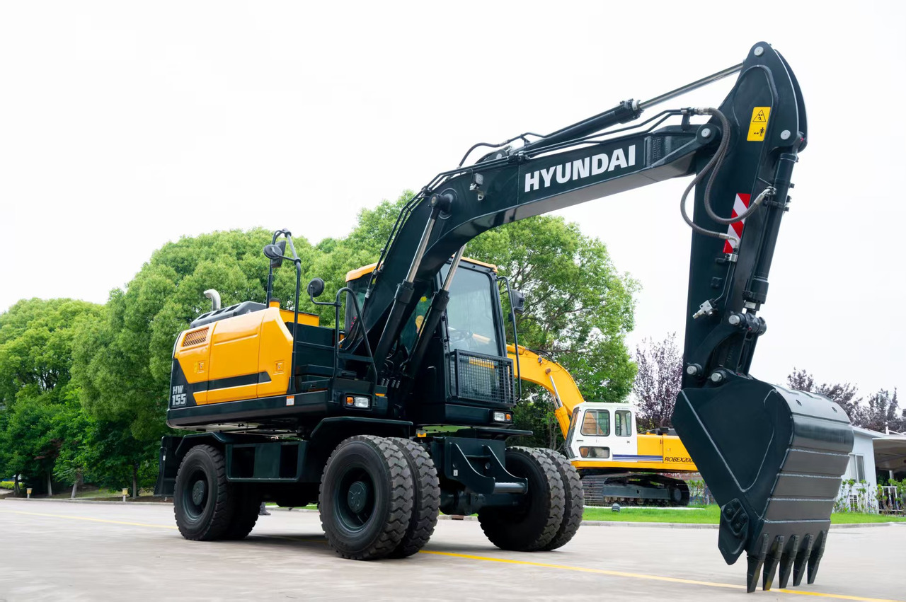 HYUNDAI HW155 - Mobiele graafmachine: afbeelding 4 HYUNDAI HW155 - Mobiele graafmachine: afbeelding 4