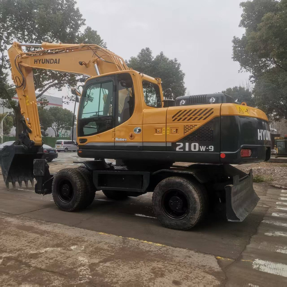 HYUNDAI R210W-9 - Mobiele graafmachine: afbeelding 1 HYUNDAI R210W-9 - Mobiele graafmachine: afbeelding 1