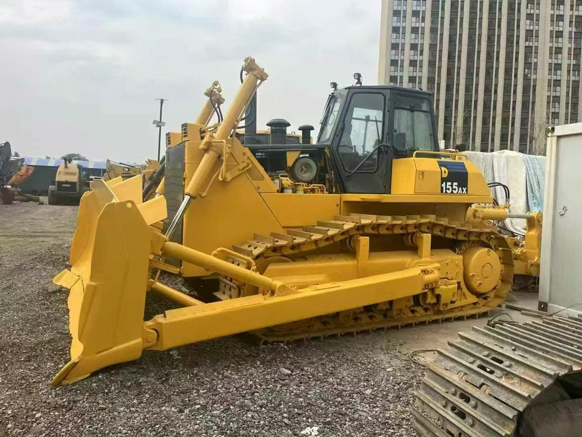 KOMATSU D155A-5 - Bulldozer: afbeelding 3 KOMATSU D155A-5 - Bulldozer: afbeelding 3