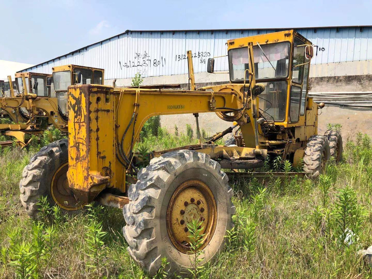 KOMATSU GD511 - Grader: afbeelding 2 KOMATSU GD511 - Grader: afbeelding 2