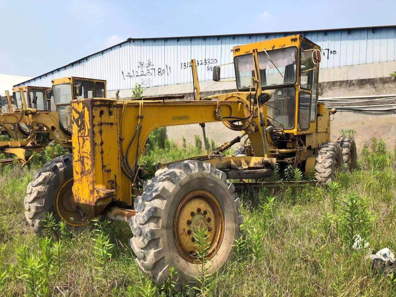 KOMATSU GD511 - Grader: afbeelding 1 KOMATSU GD511 - Grader: afbeelding 1