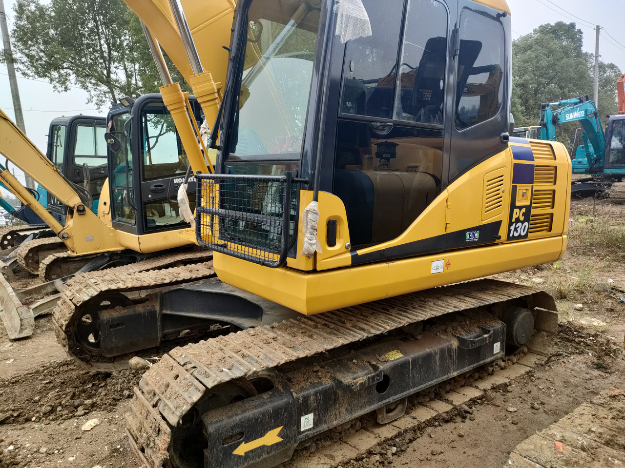 KOMATSU PC130-7 - Mobiele graafmachine: afbeelding 4 KOMATSU PC130-7 - Mobiele graafmachine: afbeelding 4