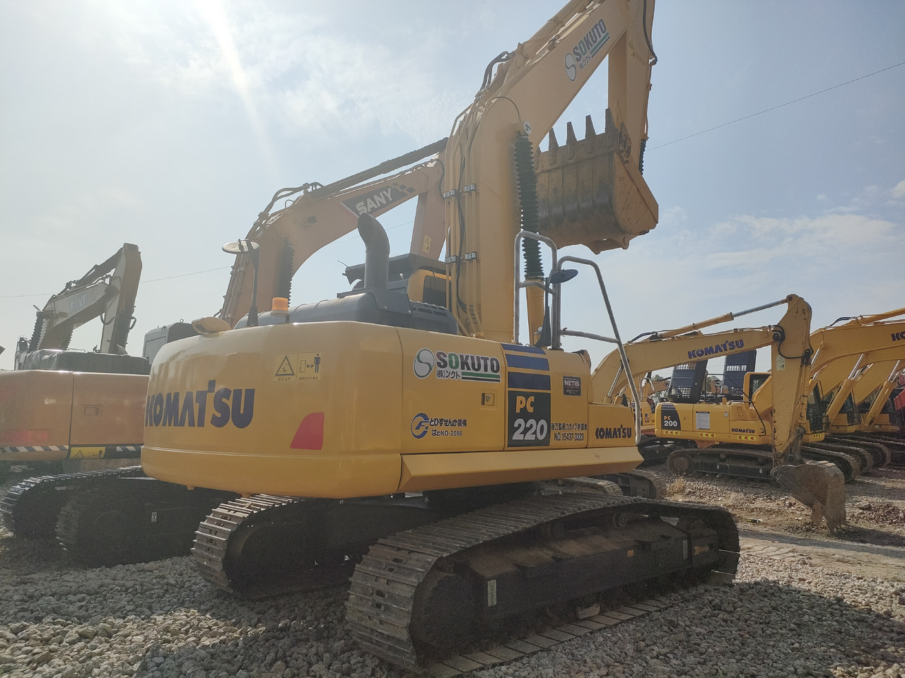 KOMATSU PC220-8 - Rupsgraafmachine: afbeelding 3 KOMATSU PC220-8 - Rupsgraafmachine: afbeelding 3