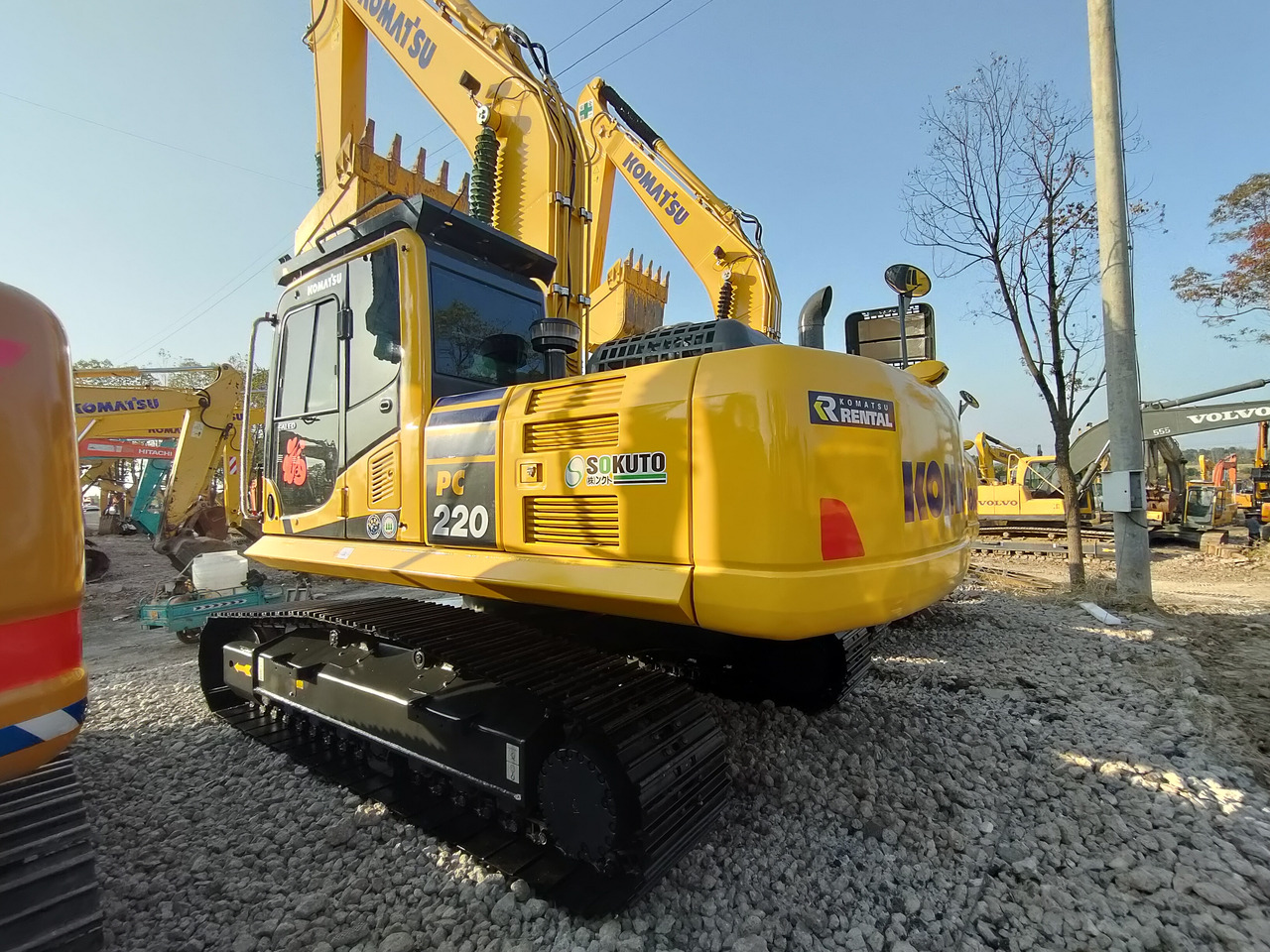 KOMATSU PC220-8 - Rupsgraafmachine: afbeelding 4 KOMATSU PC220-8 - Rupsgraafmachine: afbeelding 4