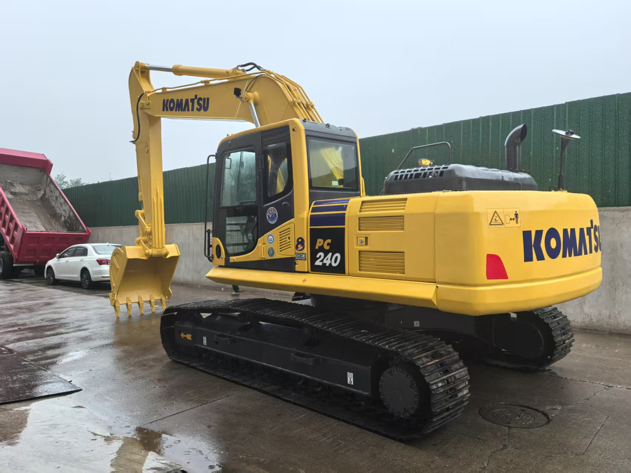KOMATSU PC240LC-8M0 - Rupsgraafmachine: afbeelding 1 KOMATSU PC240LC-8M0 - Rupsgraafmachine: afbeelding 1