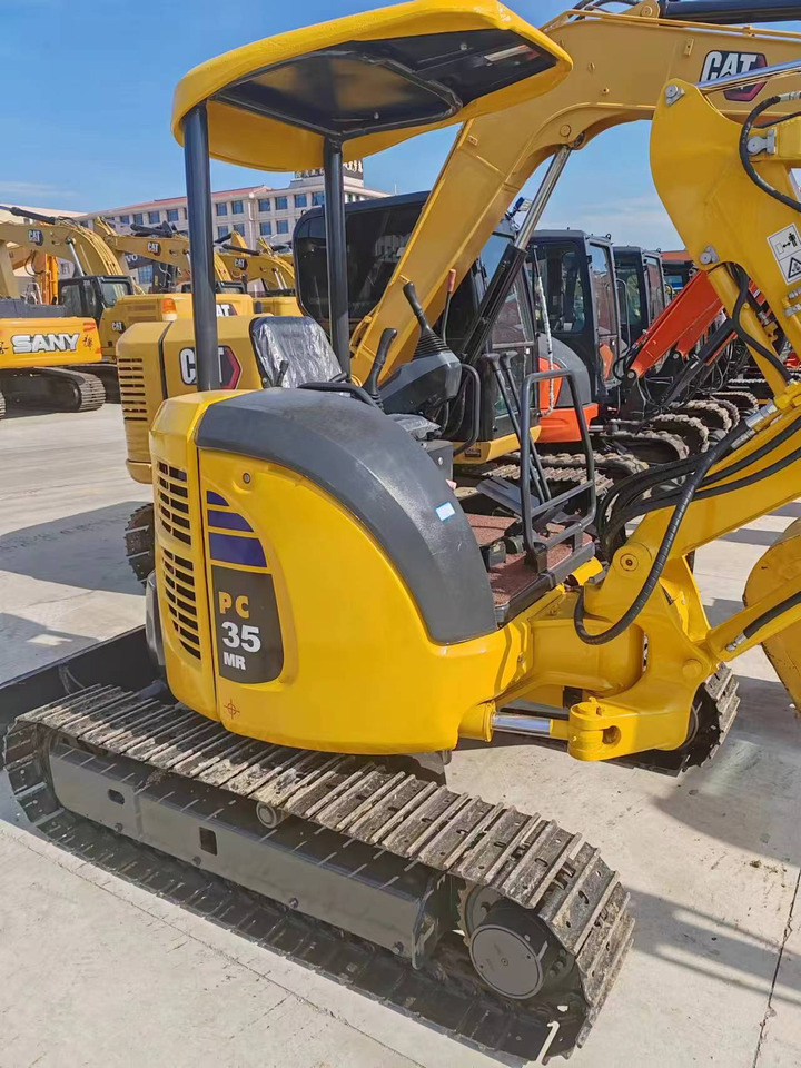 KOMATSU PC35 - Rupsgraafmachine: afbeelding 1 KOMATSU PC35 - Rupsgraafmachine: afbeelding 1
