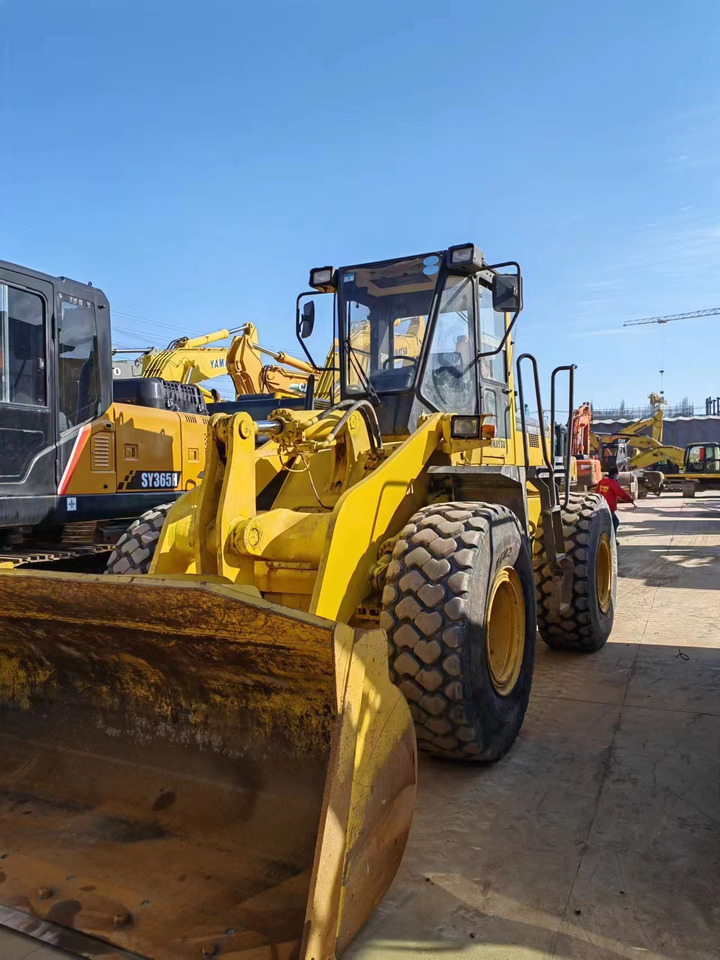 KOMATSU WA320-3 - Wiellader: afbeelding 2 KOMATSU WA320-3 - Wiellader: afbeelding 2