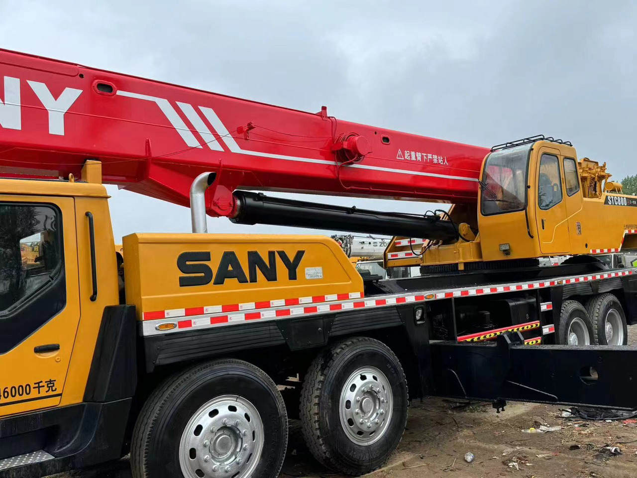 SANY STC800 - Mobiele kraan: afbeelding 2 SANY STC800 - Mobiele kraan: afbeelding 2
