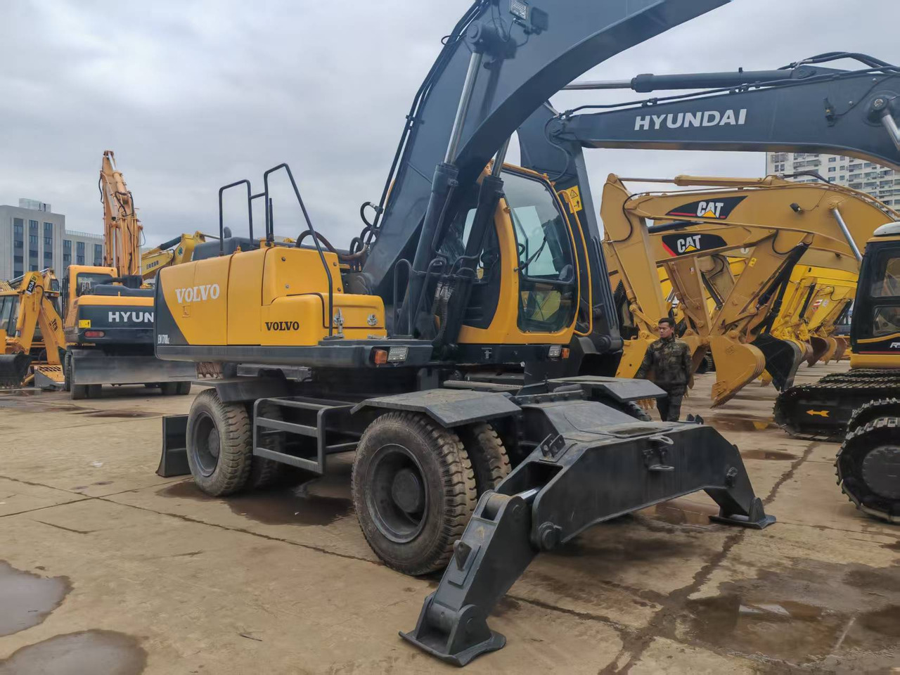 VOLVO EW170BLC - Mobiele graafmachine: afbeelding 2 VOLVO EW170BLC - Mobiele graafmachine: afbeelding 2