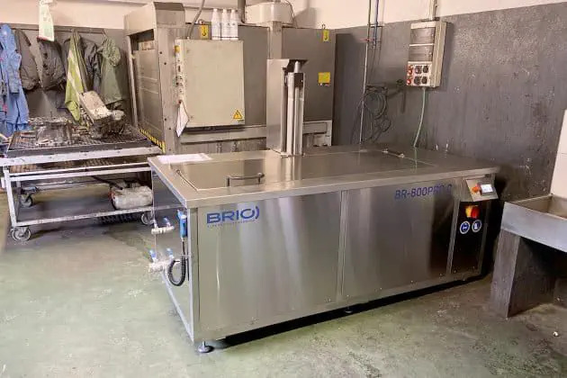 BRIO Ultrasonics BR-600 MOLD Ultrasonic cleaning machine - Ultrasoon reiniger: afbeelding 3 BRIO Ultrasonics BR-600 MOLD Ultrasonic cleaning machine - Ultrasoon reiniger: afbeelding 3