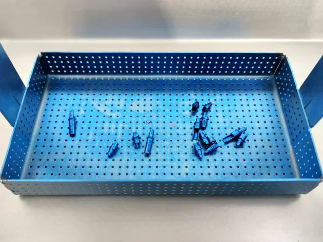 BRIO Ultrasonics BR-ANODIZE Titanium anodizing plant - Ultrasoon reiniger: afbeelding 4 BRIO Ultrasonics BR-ANODIZE Titanium anodizing plant - Ultrasoon reiniger: afbeelding 4