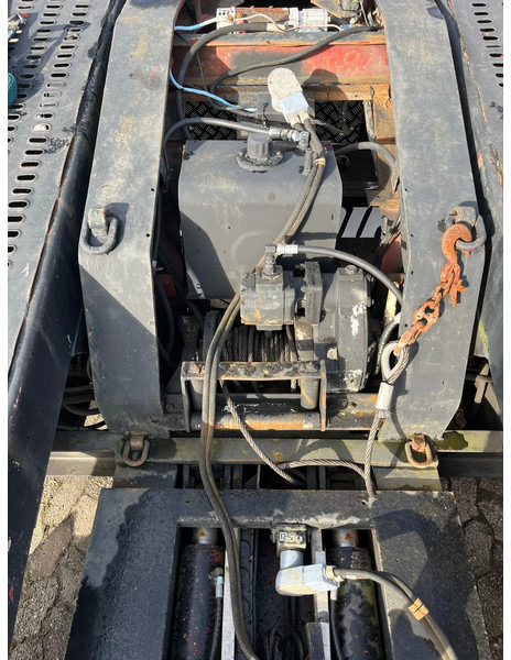 Autotransport oplegger Louault auto/trucktransporter: afbeelding 8 Autotransport oplegger Louault auto/trucktransporter: afbeelding 8