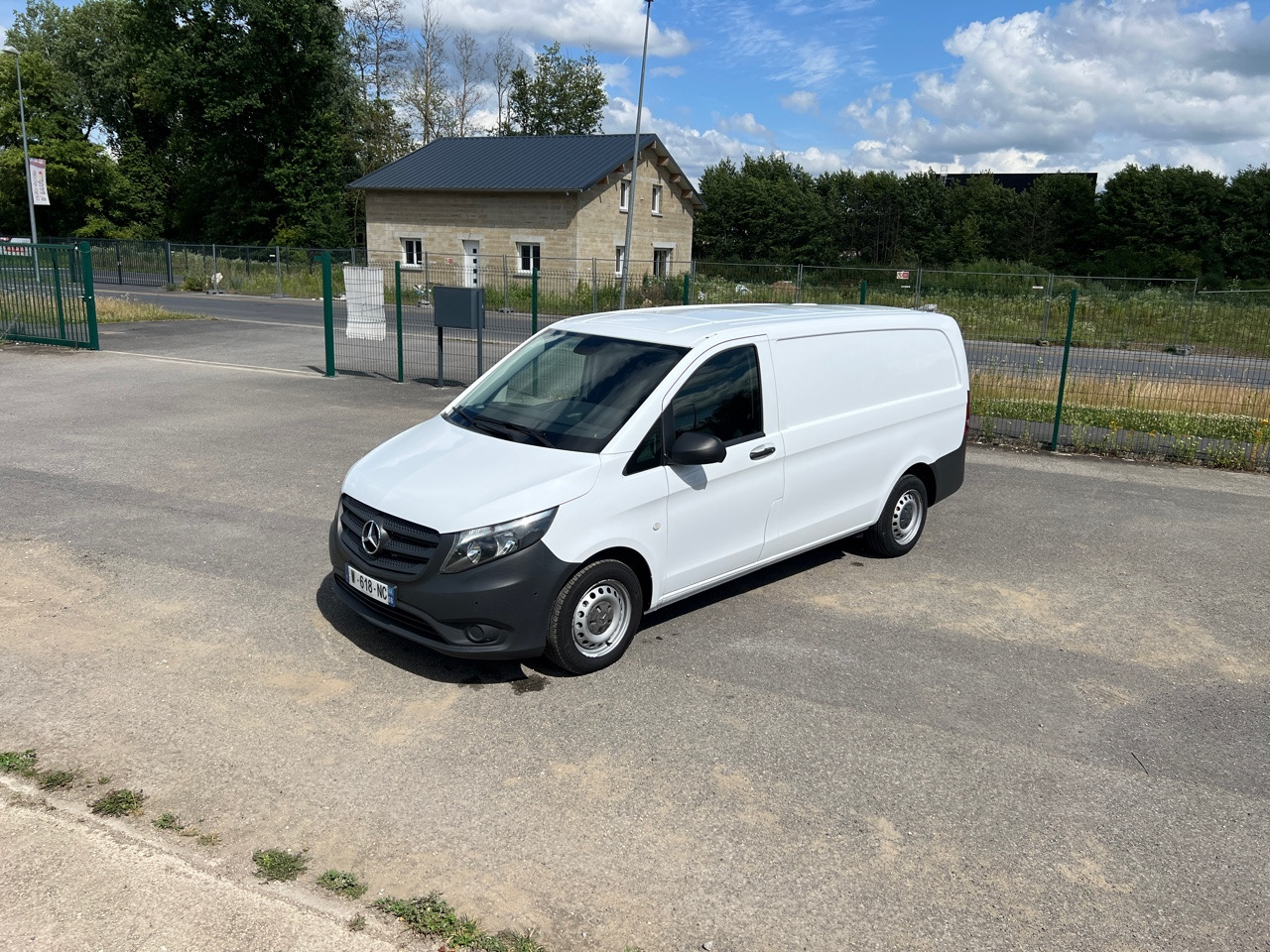 MERCEDES-BENZ VITO 109 Fourgon 1.6 BlueTEC Long Utilitaire - Gesloten bestelwagen: afbeelding 1 MERCEDES-BENZ VITO 109 Fourgon 1.6 BlueTEC Long Utilitaire - Gesloten bestelwagen: afbeelding 1