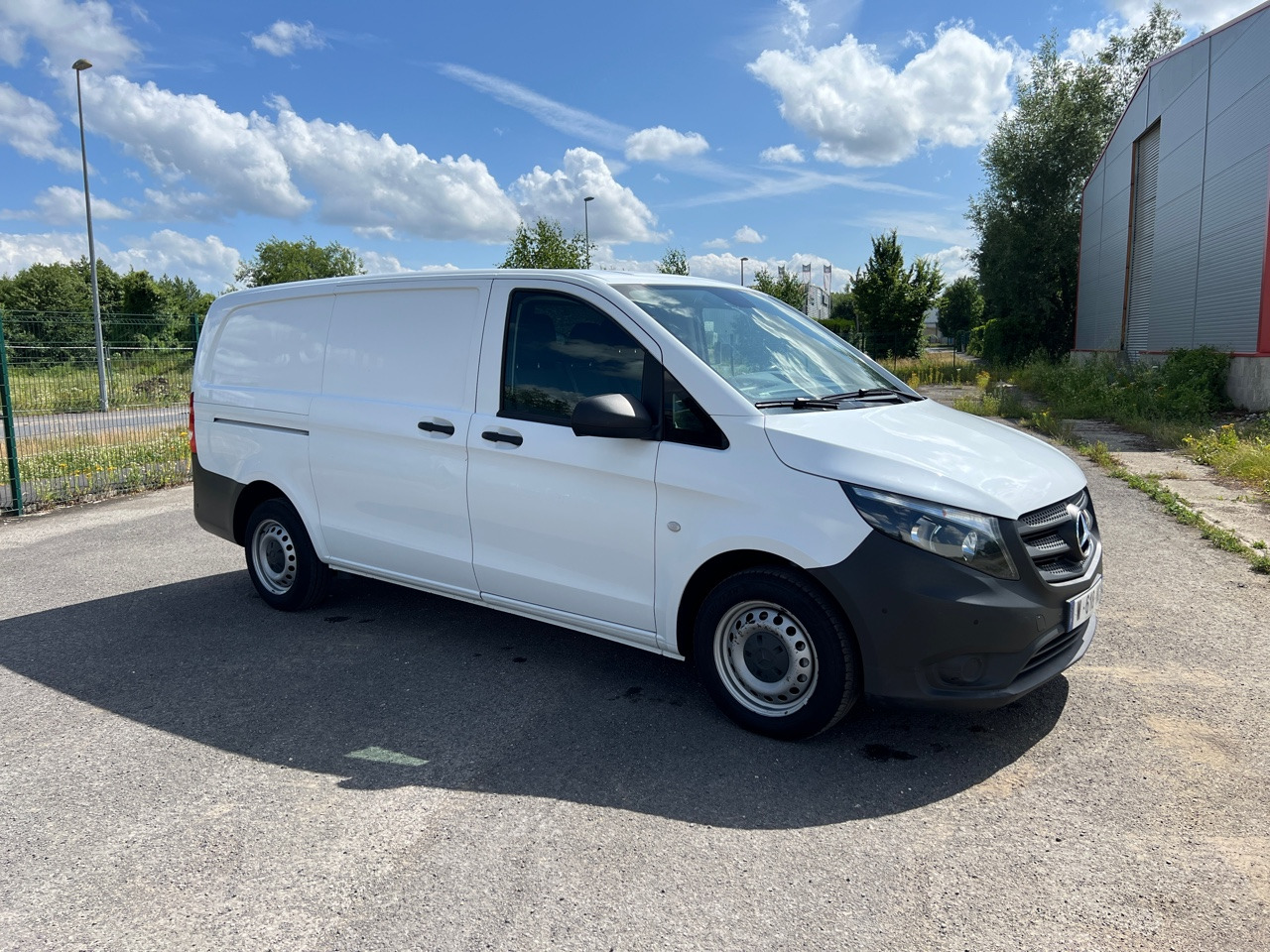 Gesloten bestelwagen MERCEDES-BENZ VITO 109 Fourgon 1.6 BlueTEC Long Utilitaire: afbeelding 24