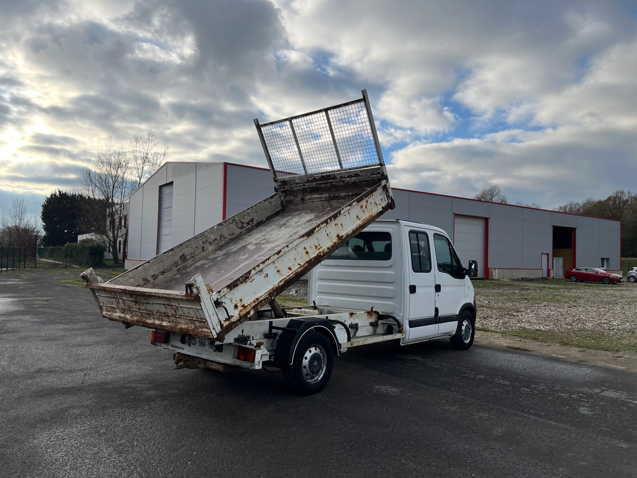 RENAULT Master Benne Double cabine DCi 120 7 Places - Kipper bestelwagen: afbeelding 2 RENAULT Master Benne Double cabine DCi 120 7 Places - Kipper bestelwagen: afbeelding 2