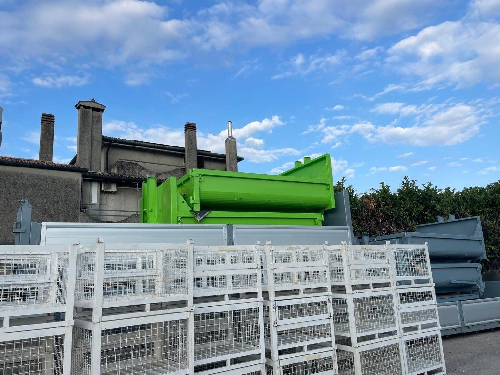 CONTAINER SCARRABILE NUOVO A CIELO APERTO - Haakarm container: afbeelding 3 CONTAINER SCARRABILE NUOVO A CIELO APERTO - Haakarm container: afbeelding 3