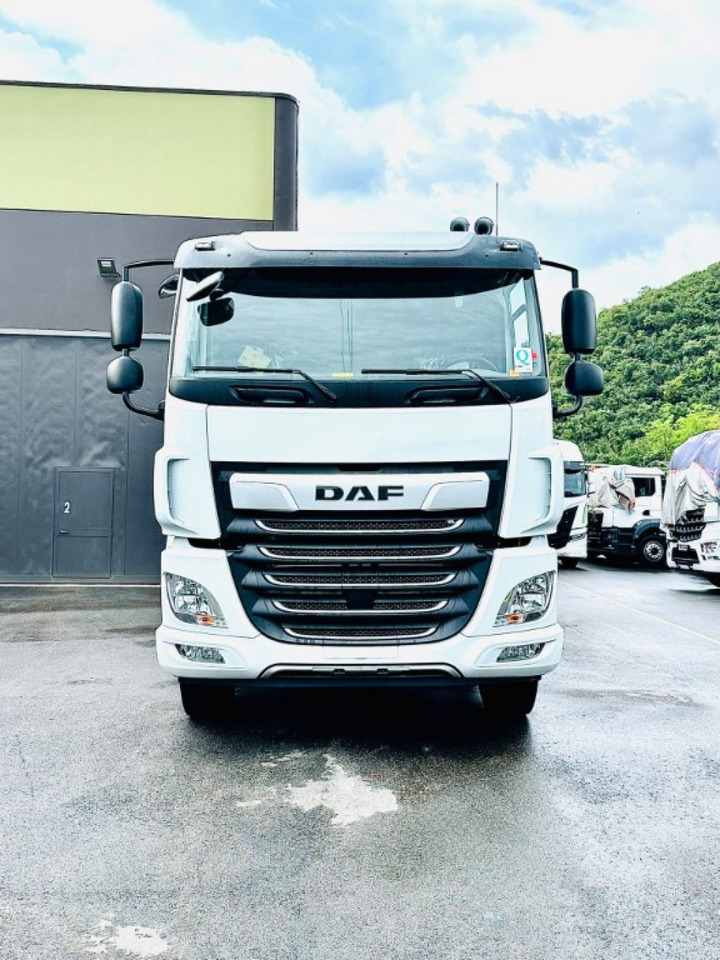 DAF CF85 NUOVO SCARRABILE - Haakarmsysteem vrachtwagen: afbeelding 2 DAF CF85 NUOVO SCARRABILE - Haakarmsysteem vrachtwagen: afbeelding 2