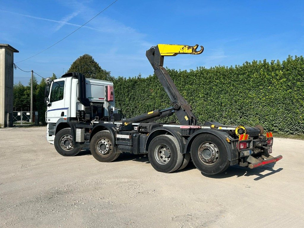 DAF CF85 SCARRABILE - Haakarmsysteem vrachtwagen: afbeelding 3 DAF CF85 SCARRABILE - Haakarmsysteem vrachtwagen: afbeelding 3