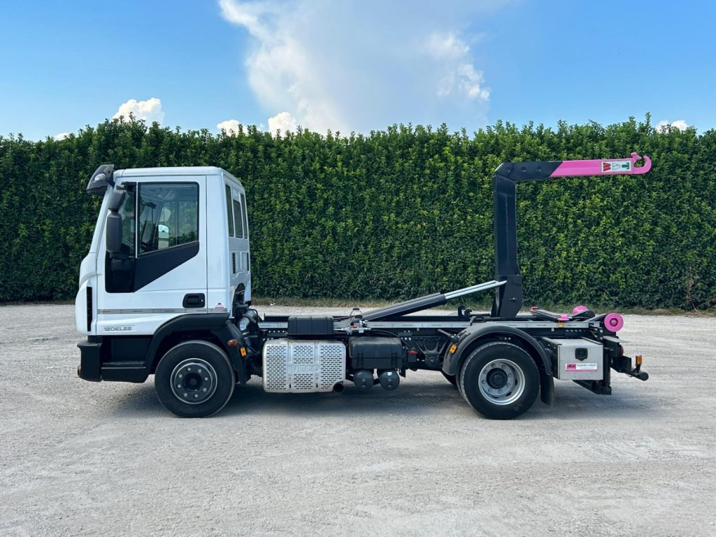 IVECO 120EL22 CON SCARRABILE NUOVO - Haakarmsysteem vrachtwagen: afbeelding 4 IVECO 120EL22 CON SCARRABILE NUOVO - Haakarmsysteem vrachtwagen: afbeelding 4